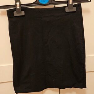 H&M Black Pencil Skirt
